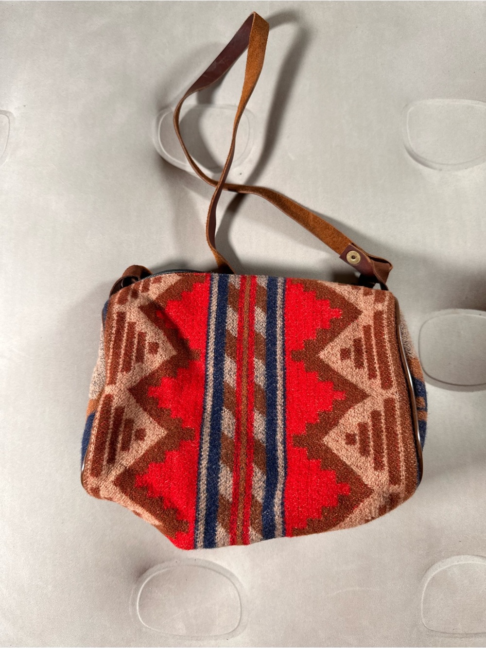 Pendleton Red Tan And Blue Wool Southwestern Aztec Retro Crossbody Bag USA Made - Picture 5 of 15